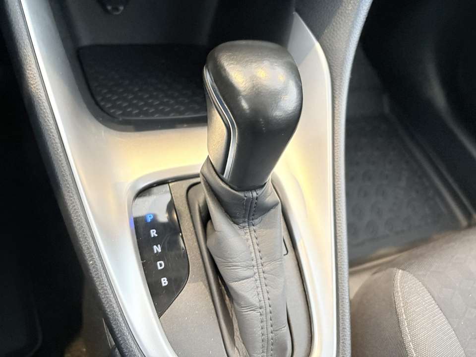 Toyota Yaris - Imagem 14