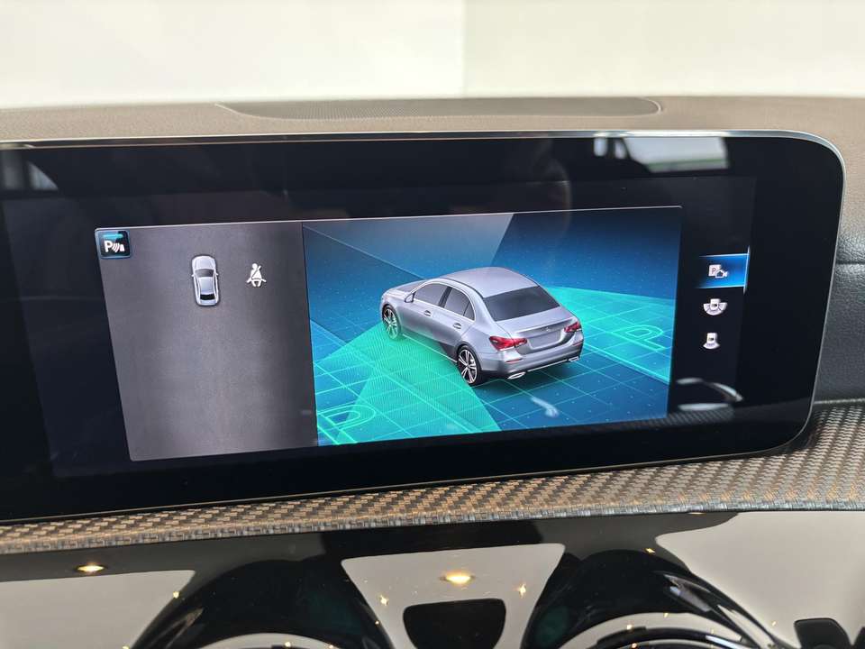 Mercedes-Benz A 180 - Imagem 17