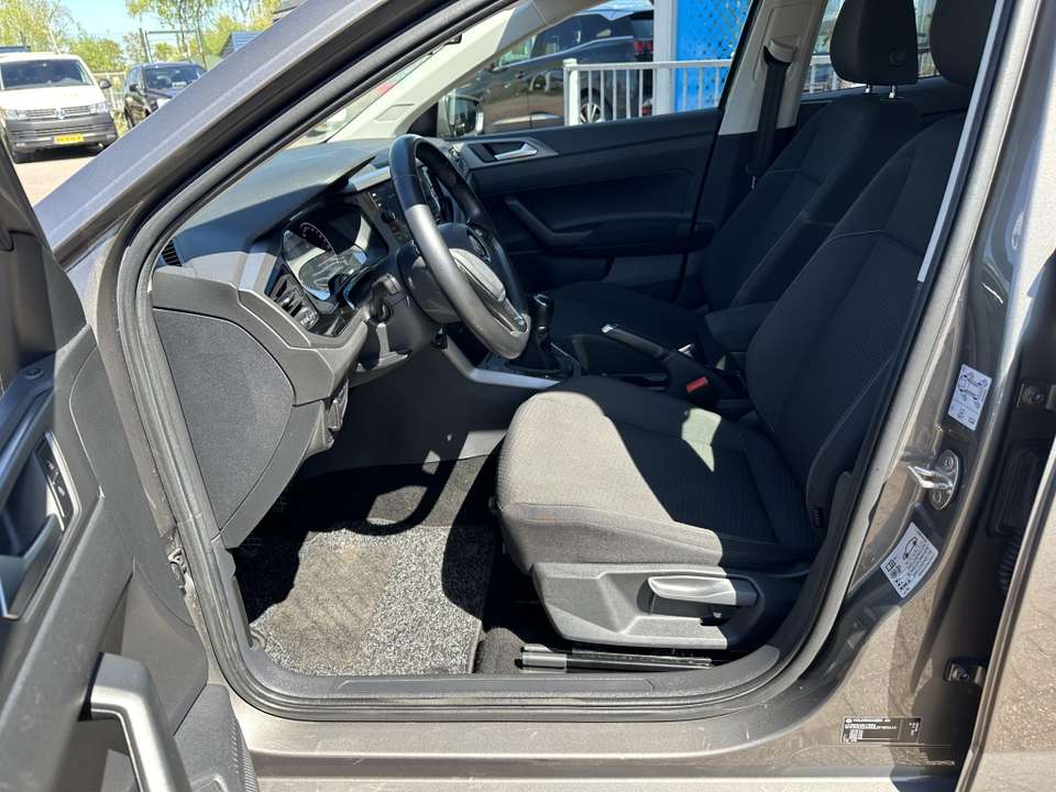 Volkswagen Polo - Imagem 12