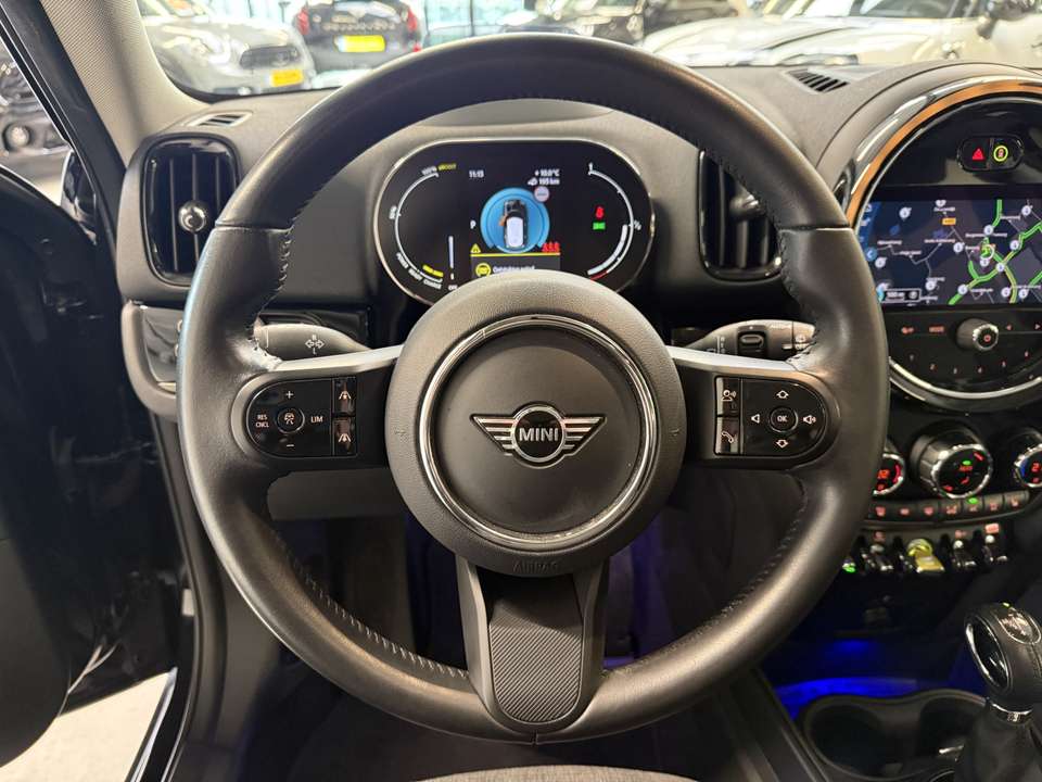MINI Cooper SE Countryman - Imagem 10