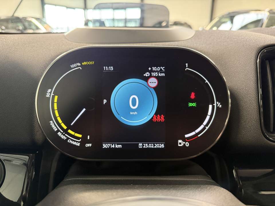 MINI Cooper SE Countryman - Imagem 12
