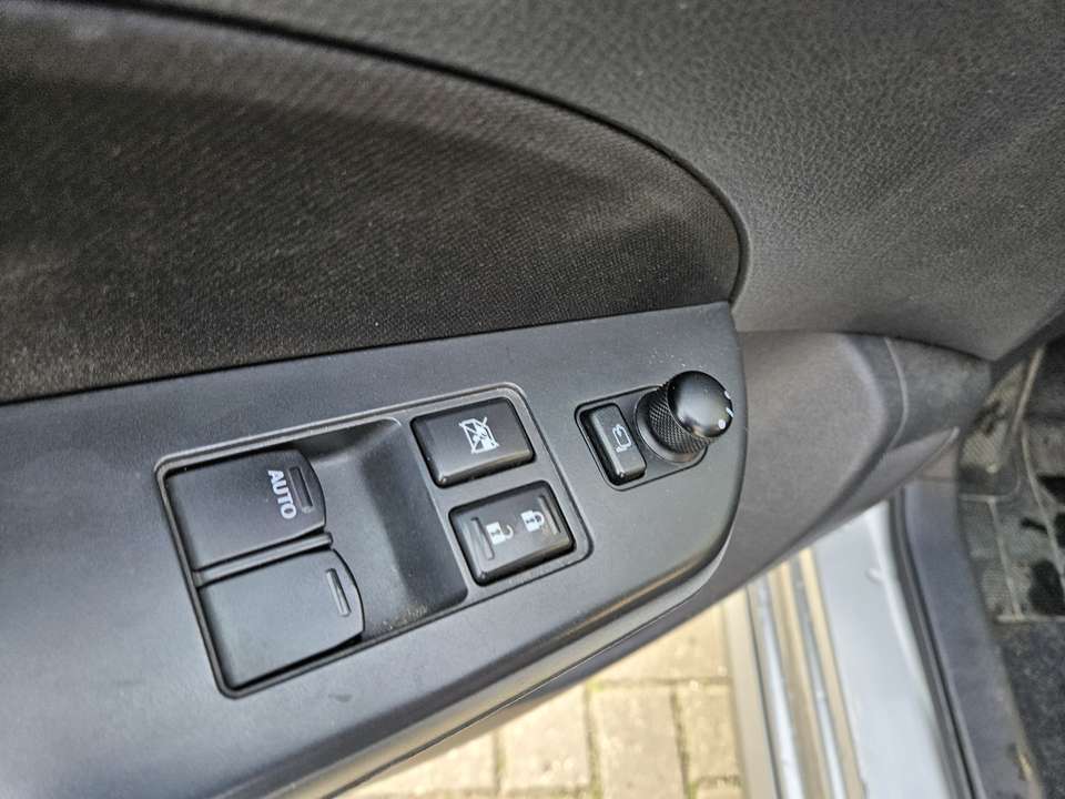 Suzuki Swift - Imagem 12