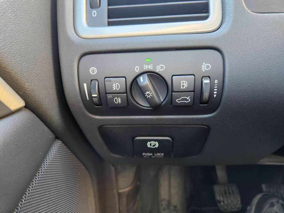 Volvo XC70 - Imagem 17