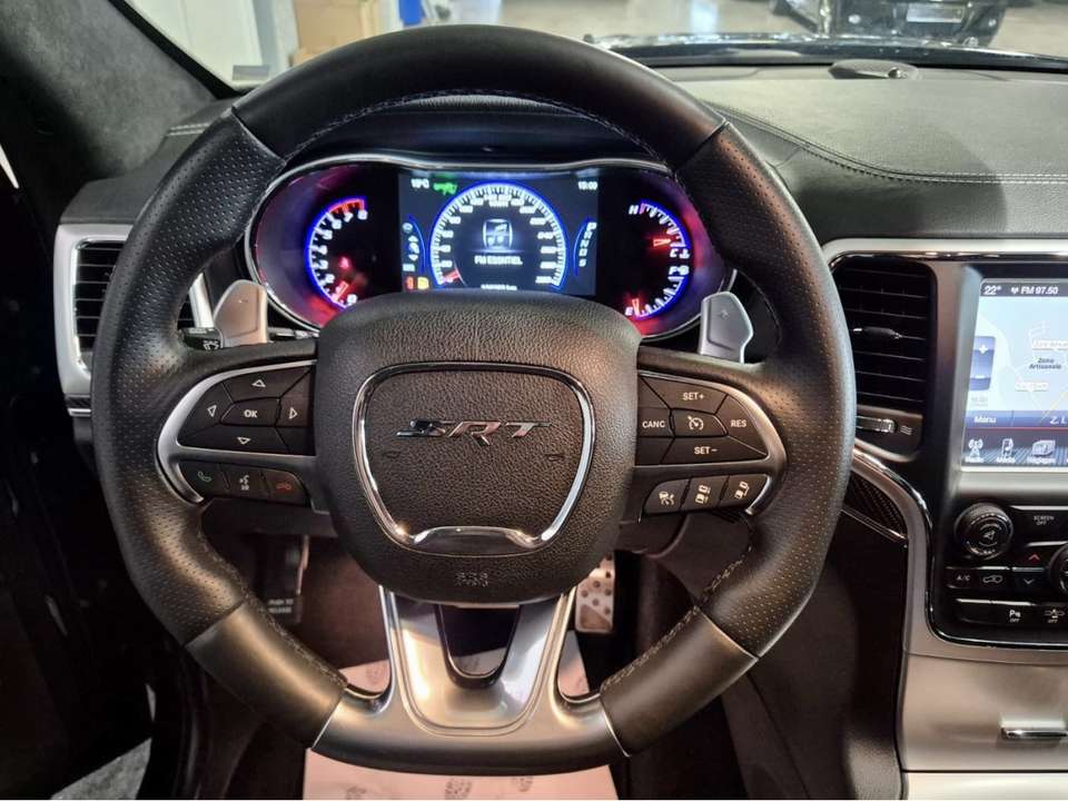 Jeep Grand Cherokee - Imagem 8