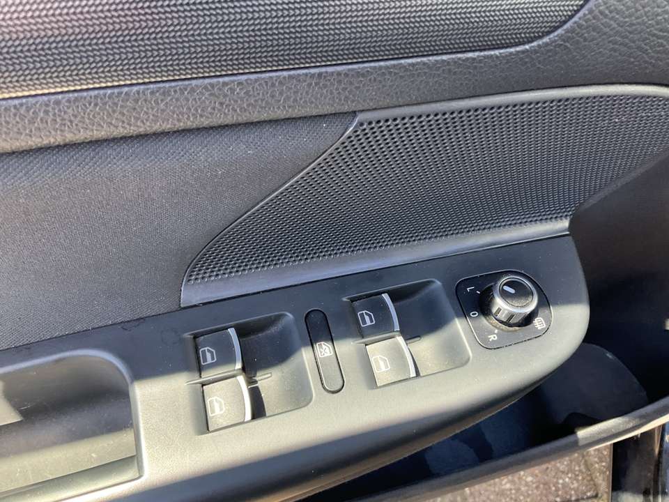 Volkswagen Golf Plus - Imagem 6