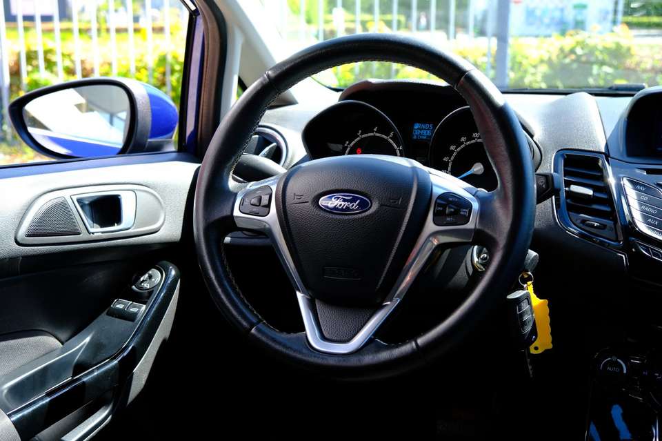 Ford Fiesta - Imagem 6