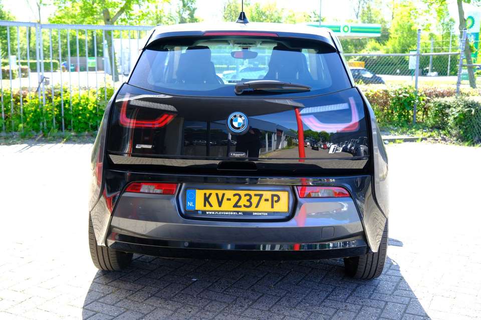 BMW i3 - Imagem 8