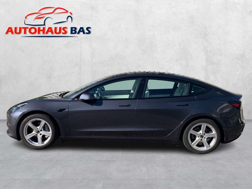 Tesla Model 3 - Imagem 6