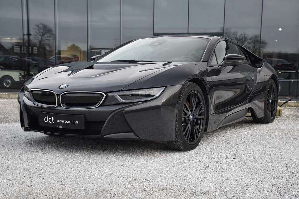 BMW i8 - Imagem 1