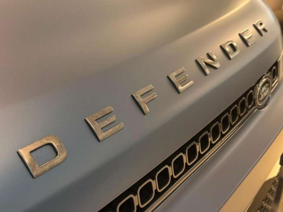 Land Rover Defender - Imagem 6