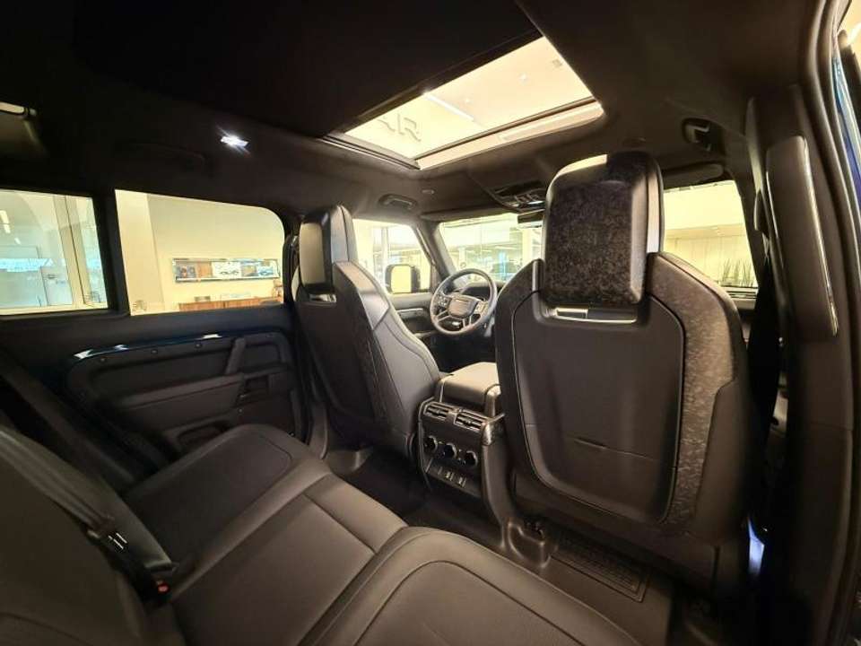 Land Rover Defender - Imagem 14