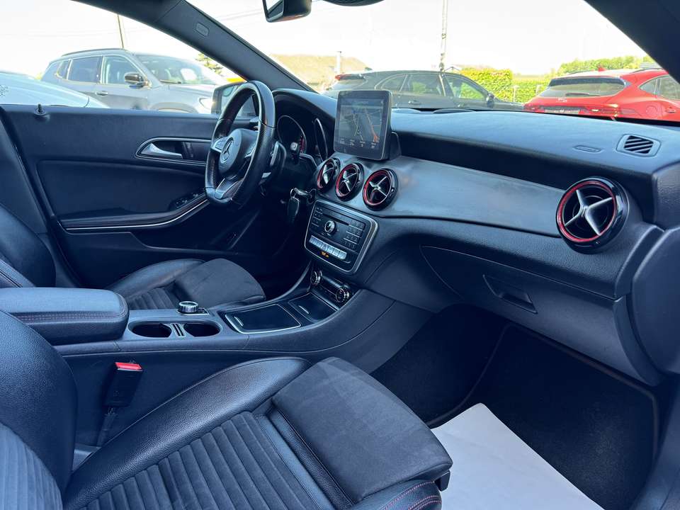 Mercedes-Benz CLA 250 - Imagem 8