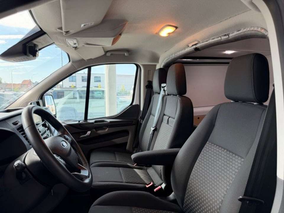 Ford Transit Custom - Imagem 11