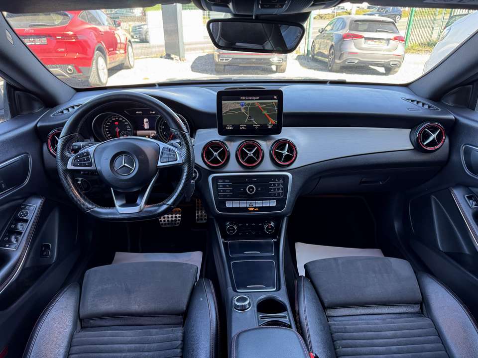 Mercedes-Benz CLA 250 - Imagem 13