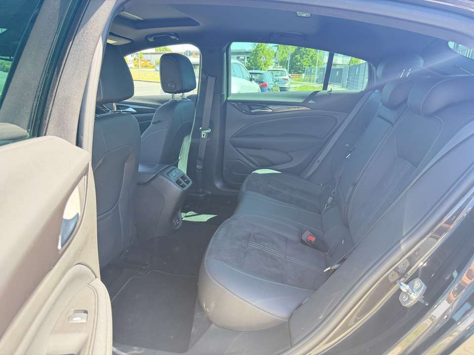 Opel Insignia - Imagem 10