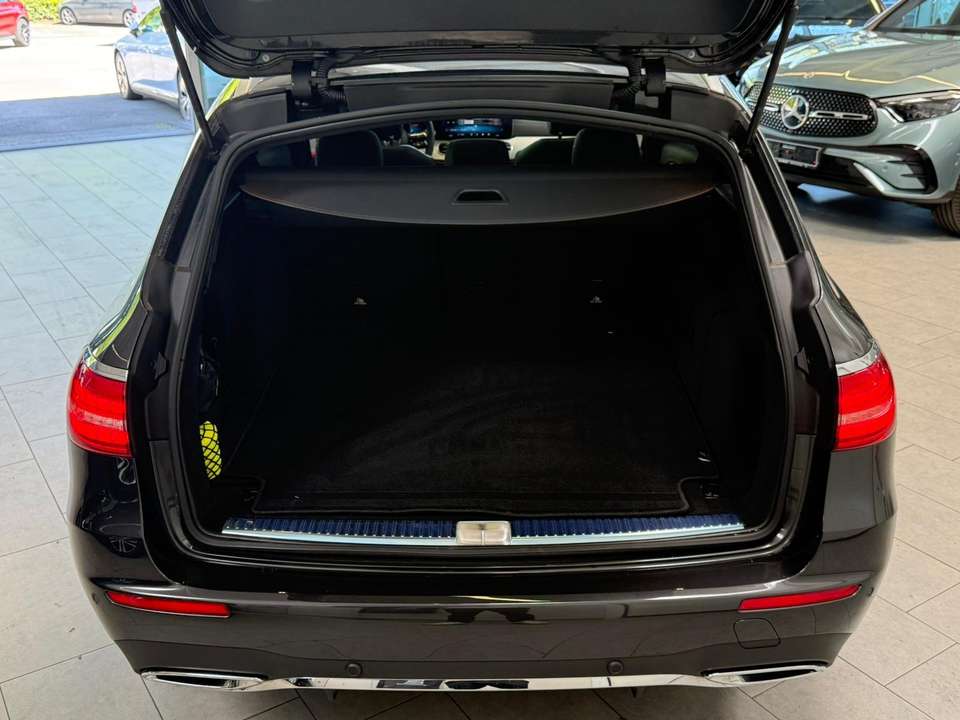 Mercedes-Benz E 220 - Imagem 7