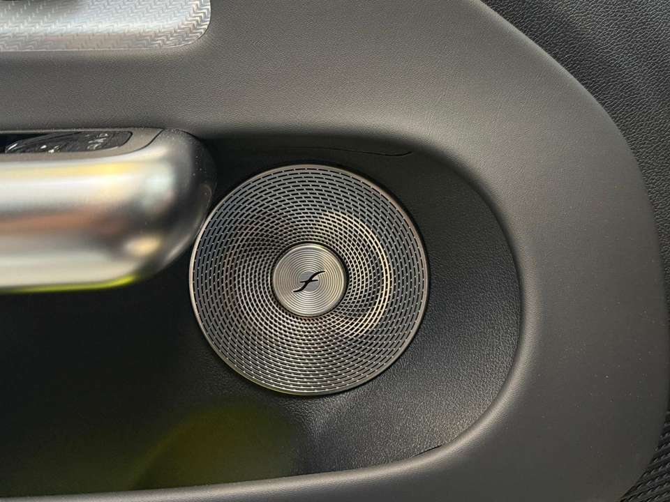 Mercedes-Benz CLA 250 - Imagem 13