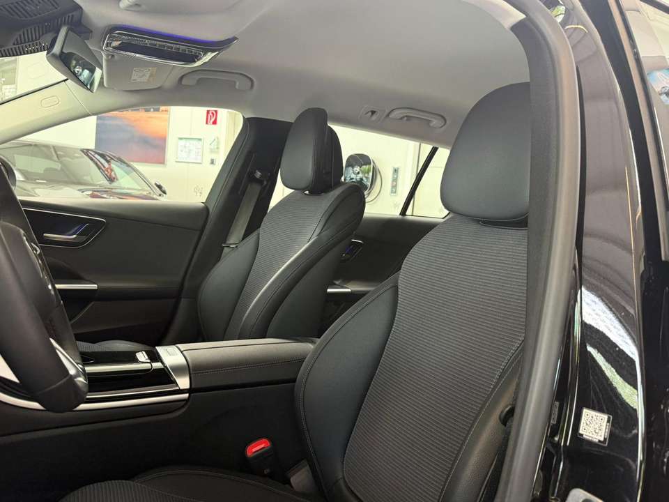 Mercedes-Benz C 220 - Imagem 14