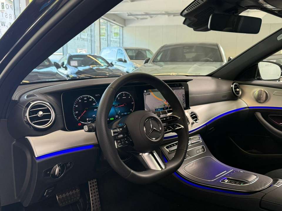 Mercedes-Benz E 220 - Imagem 14