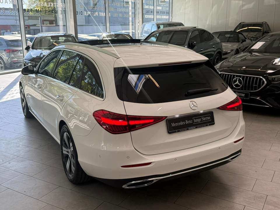 Mercedes-Benz C 180 - Imagem 5