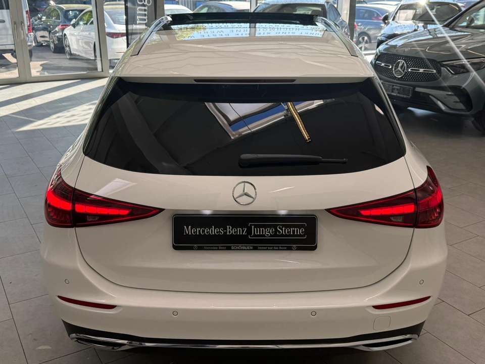 Mercedes-Benz C 180 - Imagem 6