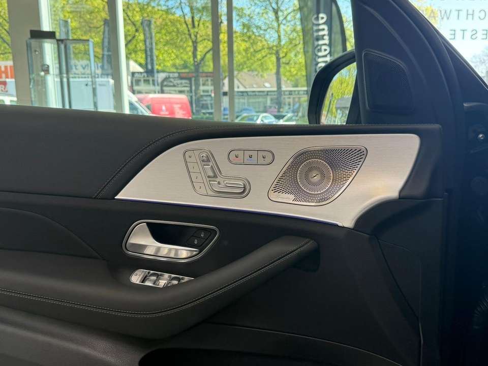 Mercedes-Benz GLE 53 AMG - Imagem 13