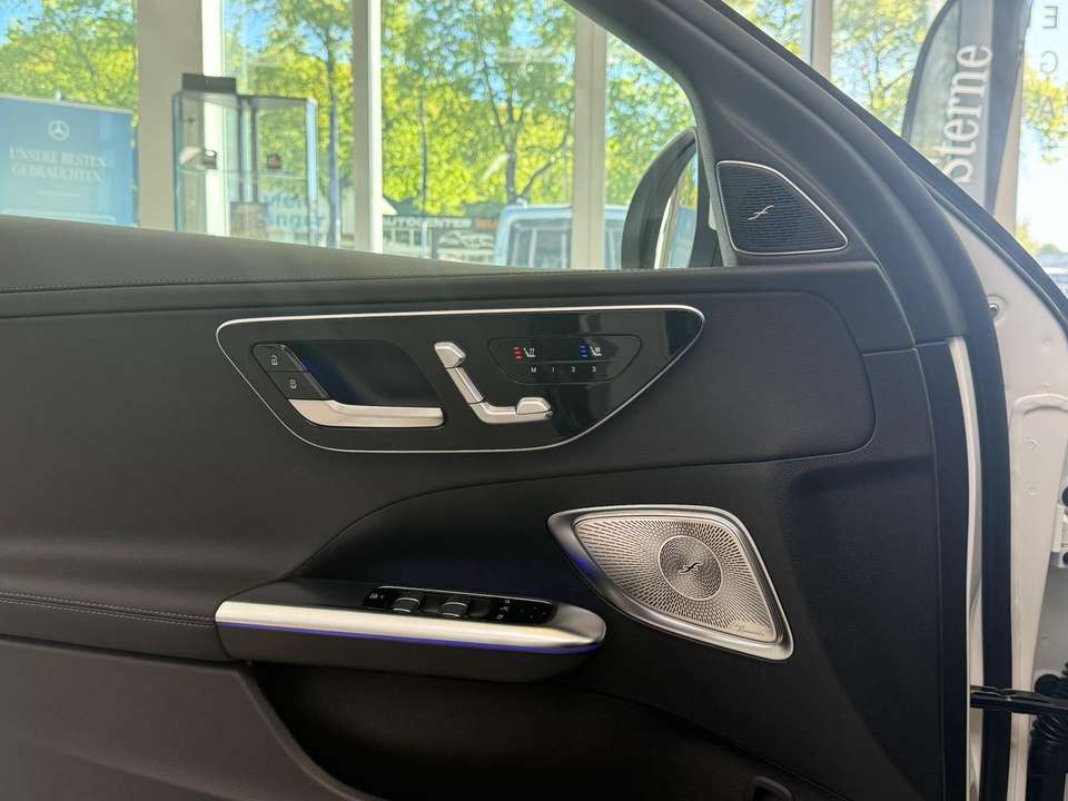 Mercedes-Benz C 180 - Imagem 11