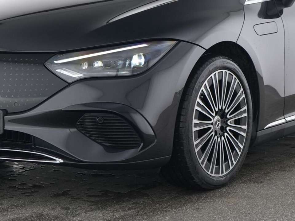 Mercedes-Benz EQE 350 - Imagem 3