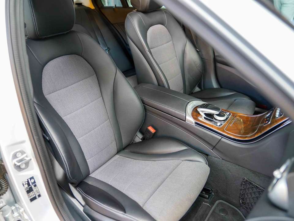 Mercedes-Benz C 220 - Imagem 8