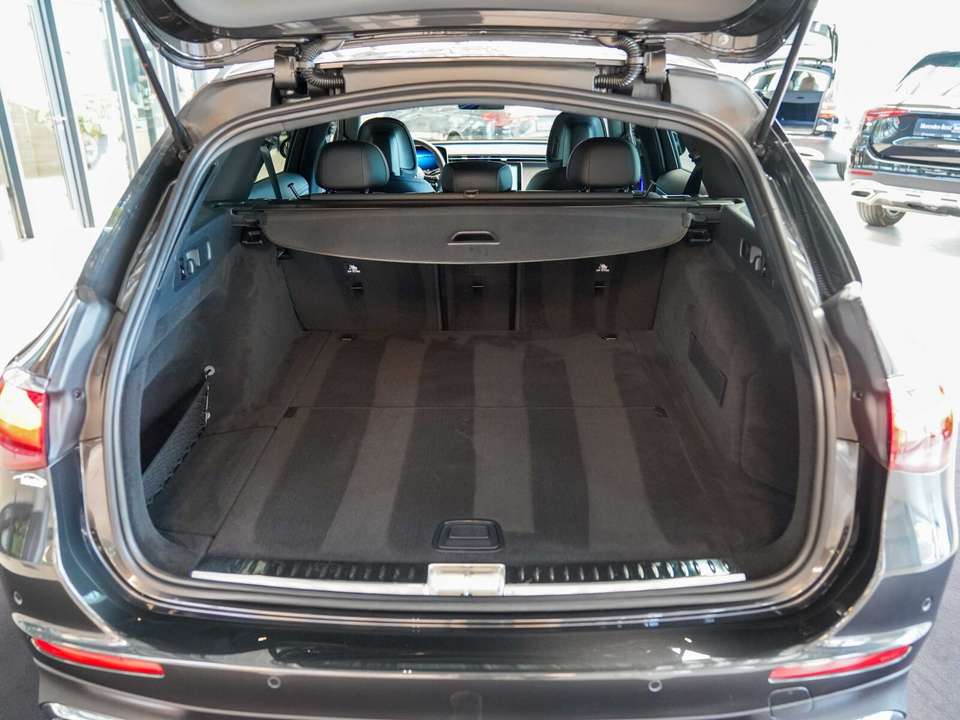 Mercedes-Benz E 220 - Imagem 12