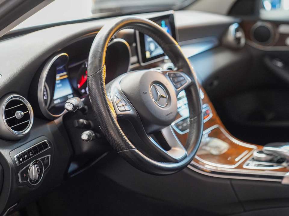 Mercedes-Benz C 220 - Imagem 15