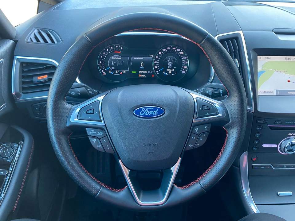 Ford S-Max - Imagem 11