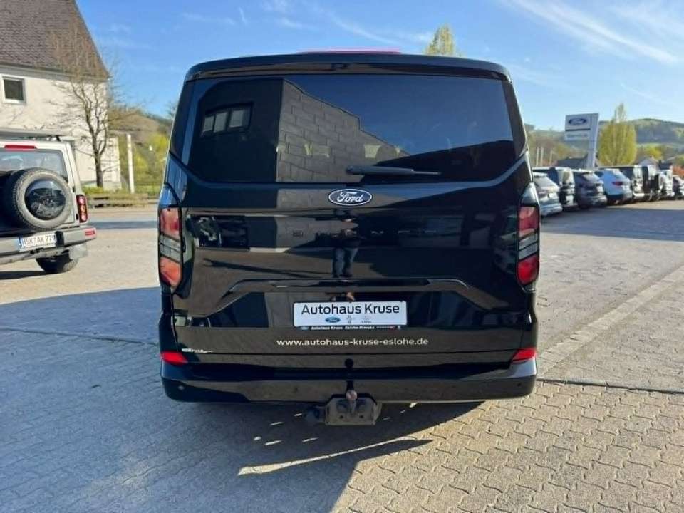Ford Tourneo Custom - Imagem 6