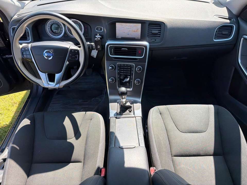 Volvo V60 - Imagem 4