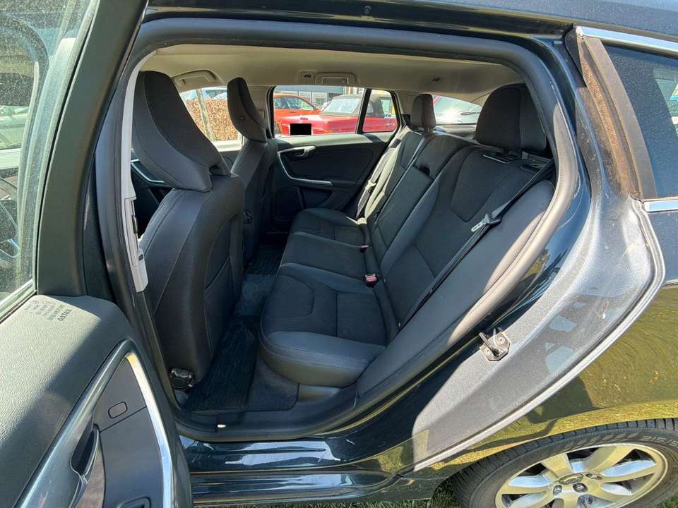 Volvo V60 - Imagem 8