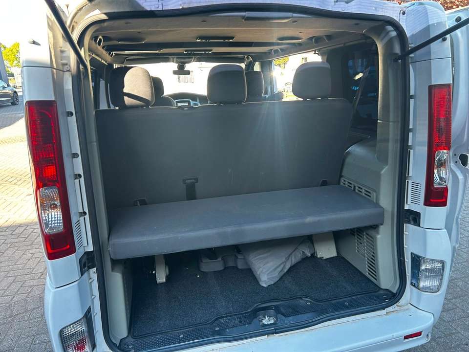 Opel Vivaro - Imagem 11