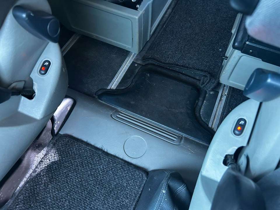 Opel Vivaro - Imagem 19