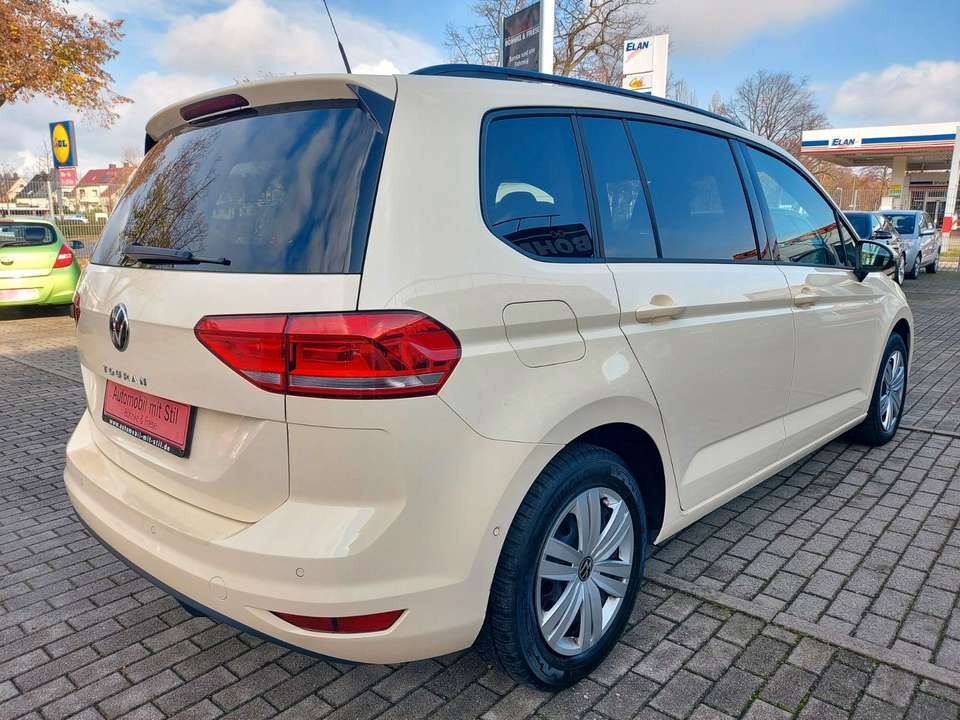 Volkswagen Touran - Imagem 4