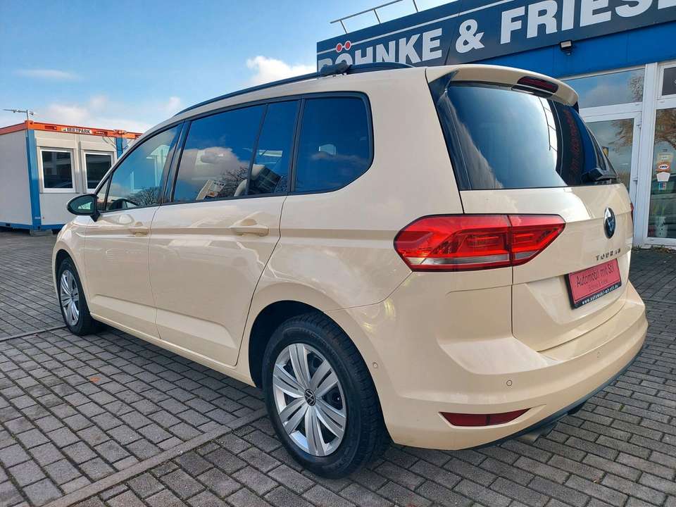 Volkswagen Touran - Imagem 7