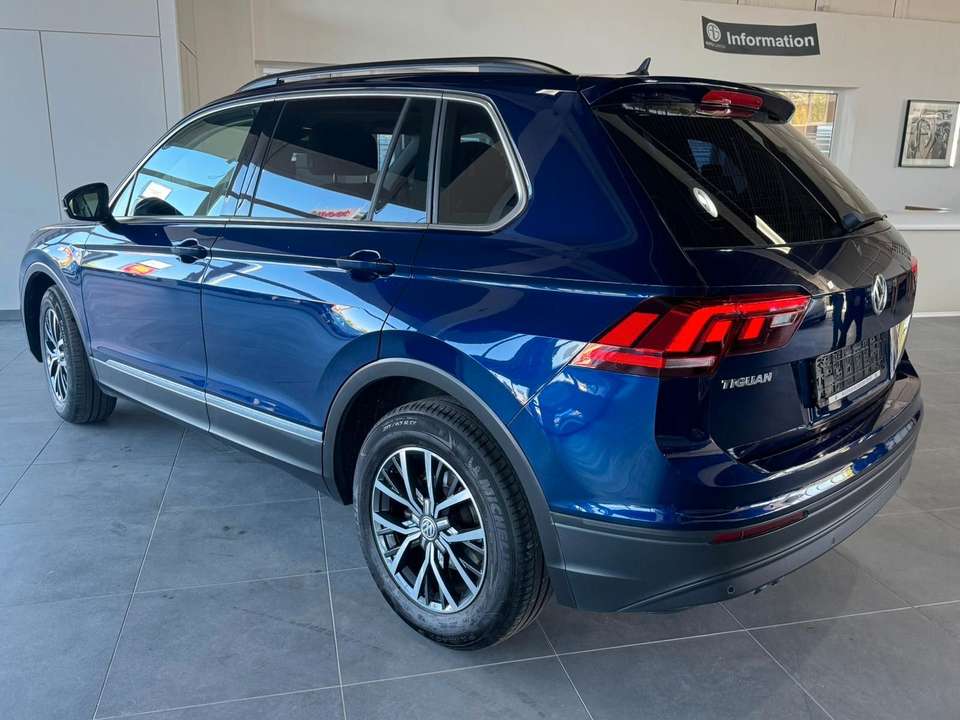 Volkswagen Tiguan Allspace - Imagem 4