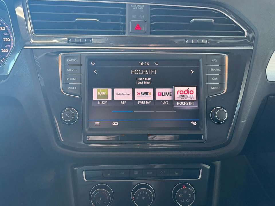 Volkswagen Tiguan Allspace - Imagem 11