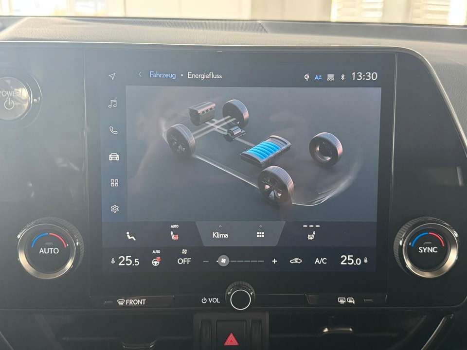 Lexus NX 350h - Imagem 12