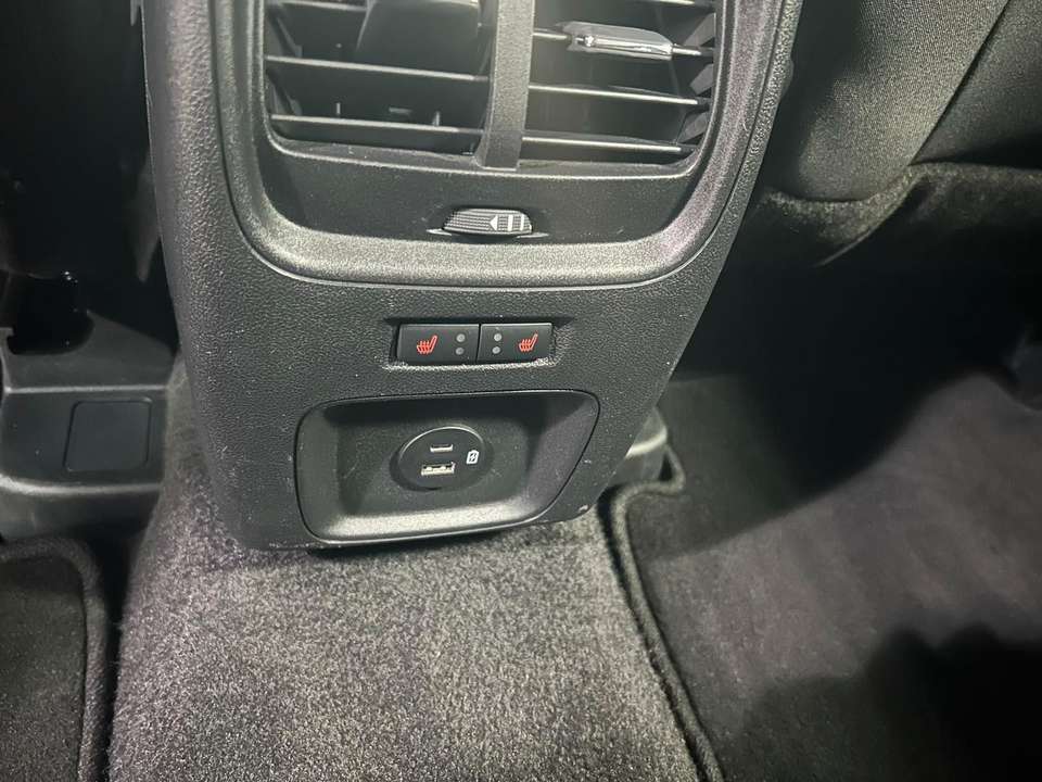 Ford Kuga - Imagem 14