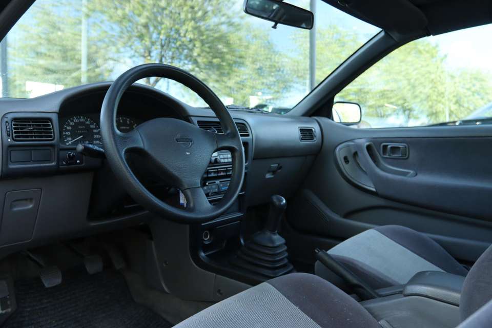 Nissan 100 NX - Imagem 3