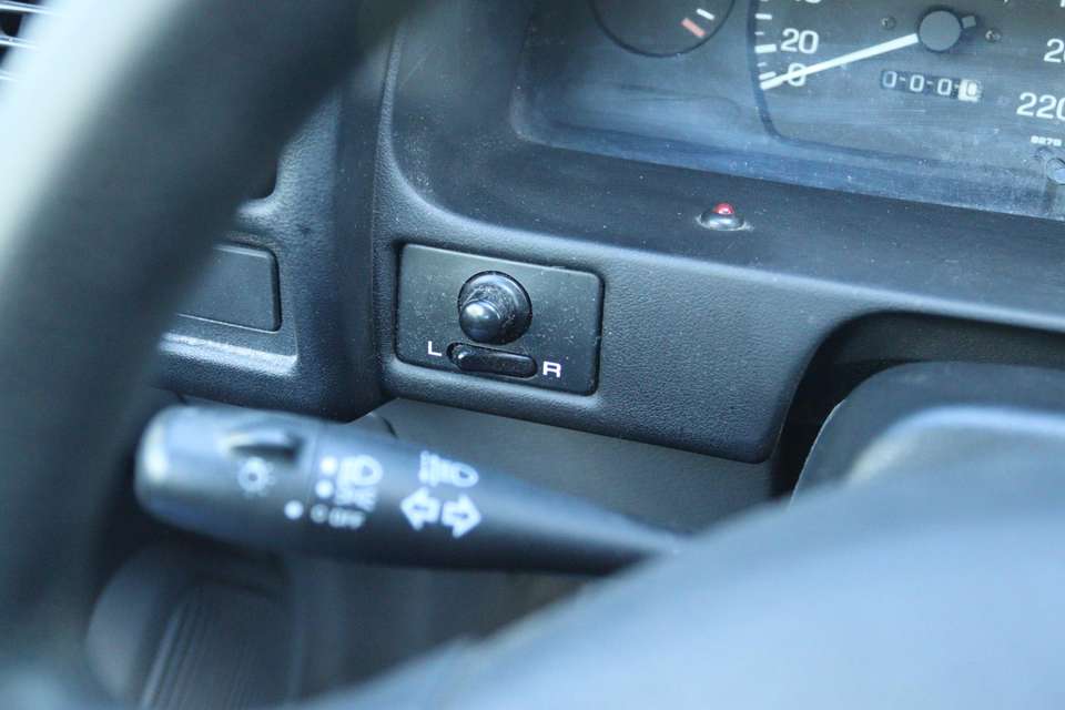 Nissan 100 NX - Imagem 15