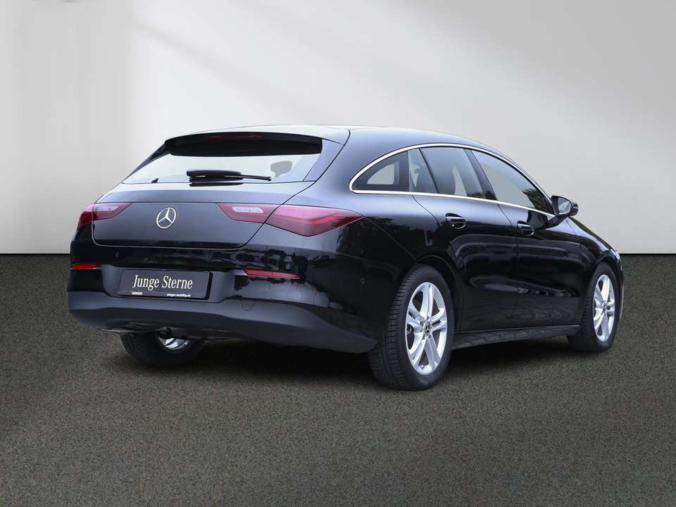 Mercedes-Benz CLA 180 - Imagem 3