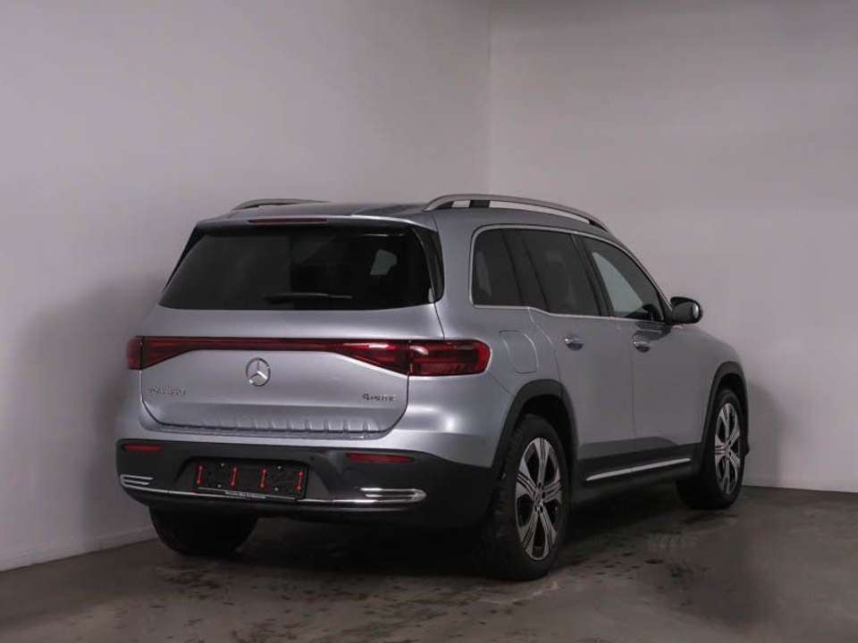 Mercedes-Benz EQB 350 - Imagem 4