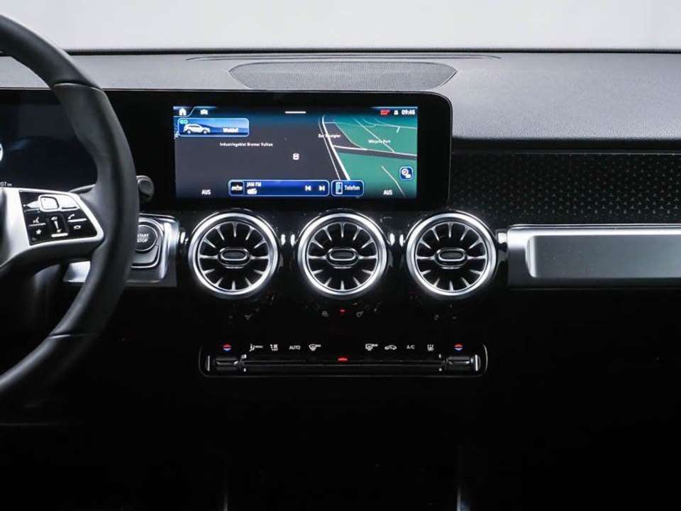 Mercedes-Benz EQB 350 - Imagem 9