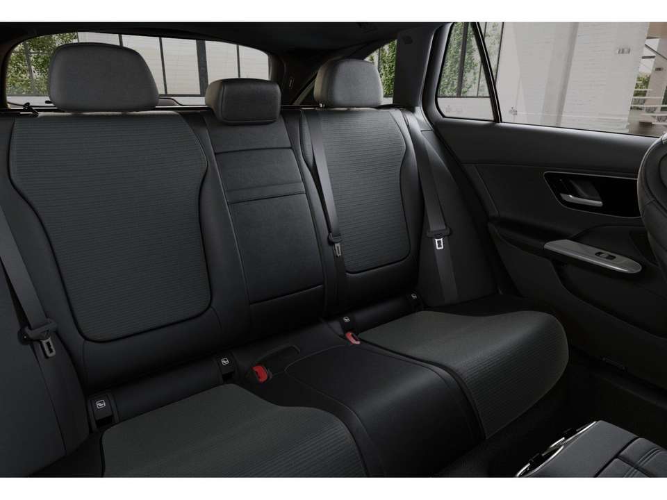 Mercedes-Benz C 200 - Imagem 11