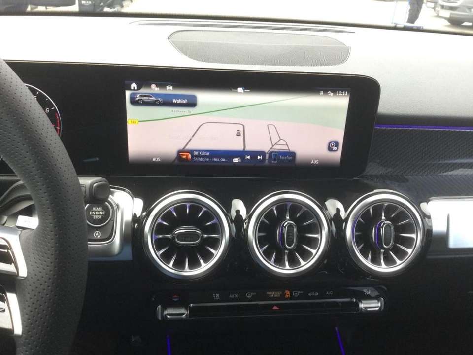 Mercedes-Benz GLB 180 - Imagem 10